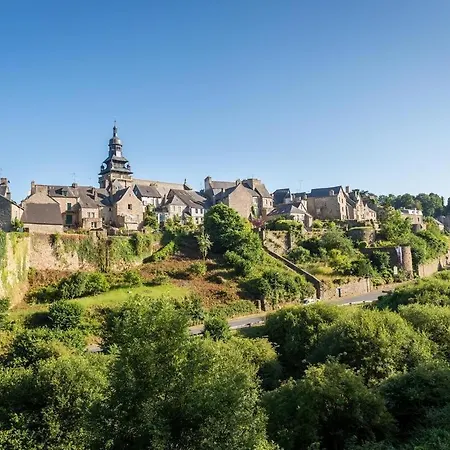 Le Clos Des Hortensias Plémy